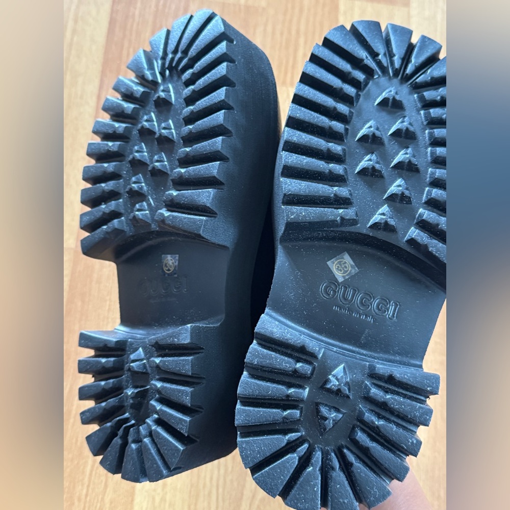 Gucci women Black Logo Slippers - Picture 5 of 6